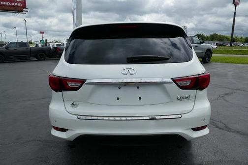 2016 INFINITI QX60 Base