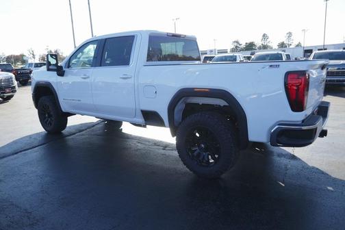 2026 GMC Sierra 2500 SLE