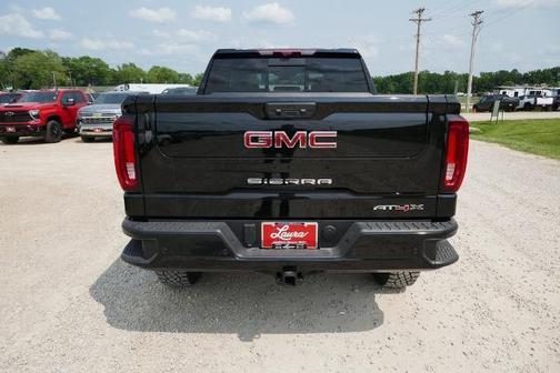2025 GMC Sierra 1500 AT4X