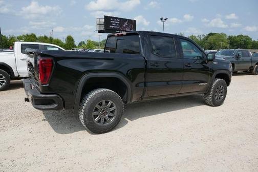 2025 GMC Sierra 1500 AT4X