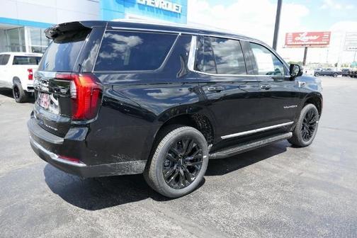 2025 GMC Yukon Elevation