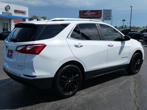Summit White 2021 Chevrolet Equinox 1LT