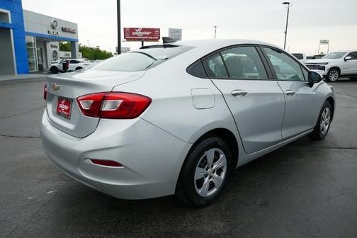 2018 Chevrolet Cruze LS