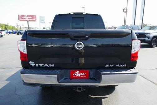2019 Nissan Titan SV