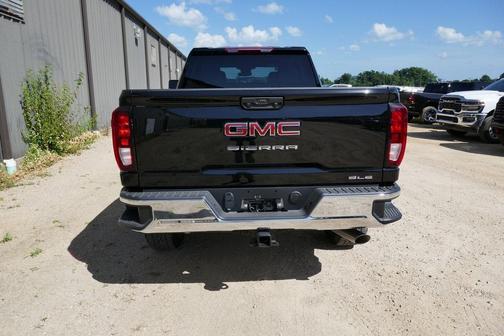 2025 GMC Sierra 2500 SLE