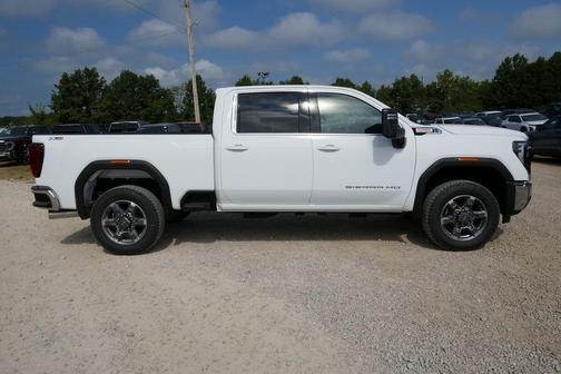2025 GMC Sierra 2500 SLE