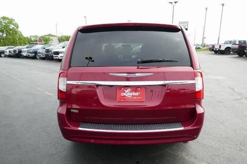 2015 Chrysler Town & Country Touring