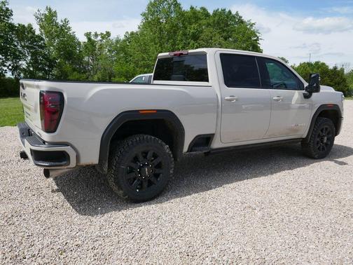 Dune 2026 GMC Sierra 2500 AT4