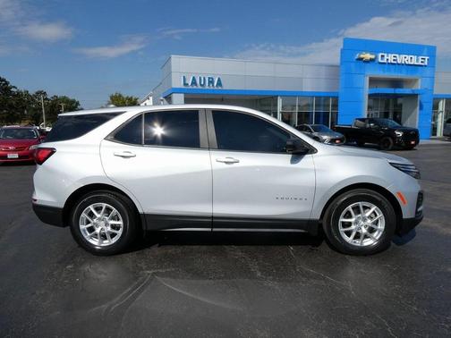 2022 Chevrolet Equinox LS