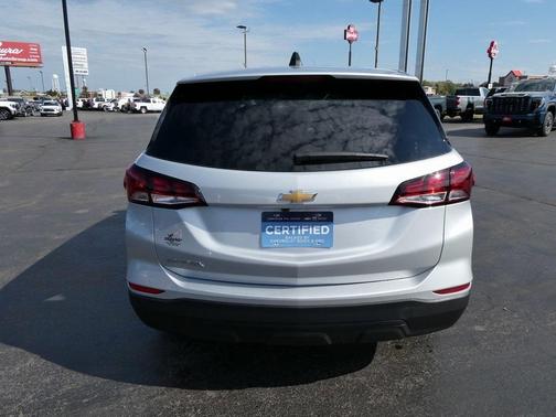 2022 Chevrolet Equinox LS