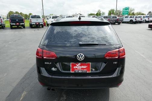2016 Volkswagen Golf SportWagen TSI S 4-Door