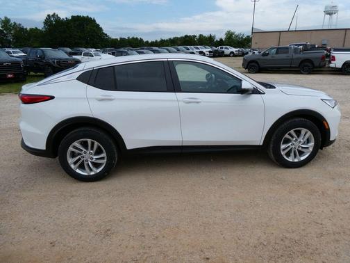 Summit White 2026 Buick Envista Preferred