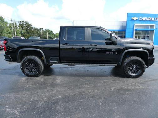 Black 2025 Chevrolet Silverado 2500 ZR2