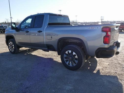 2026 Chevrolet Silverado 2500 Custom