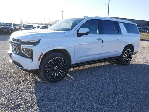 Polar White 2026 Chevrolet Suburban High Country