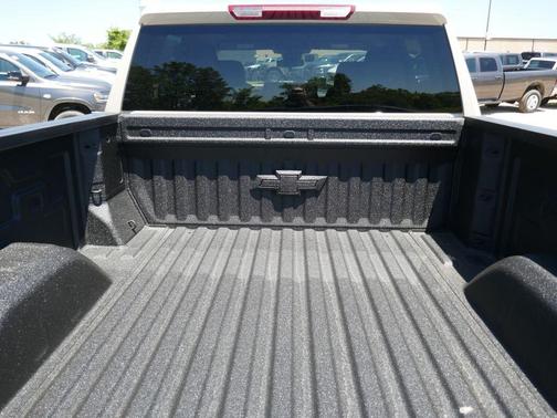 White Sand 2026 Chevrolet Silverado 1500 Custom Trail Boss