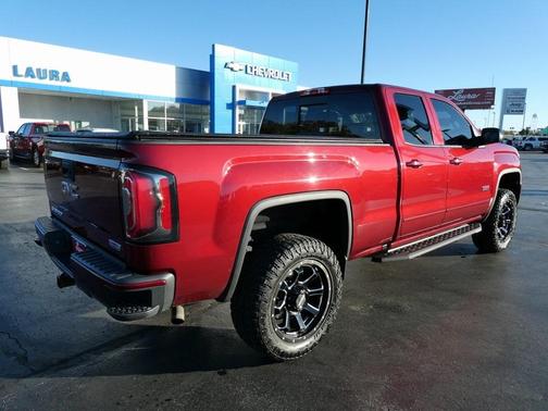 2017 GMC Sierra 1500 SLT