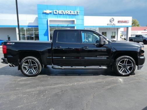 Black 2017 Chevrolet Silverado 1500 LT