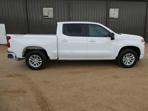 Summit White 2026 Chevrolet Silverado 1500 RST