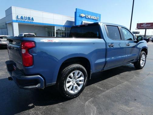 Lakeshore Blue Metallic 2024 Chevrolet Silverado 1500 Custom
