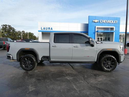 2024 GMC Sierra 2500 AT4