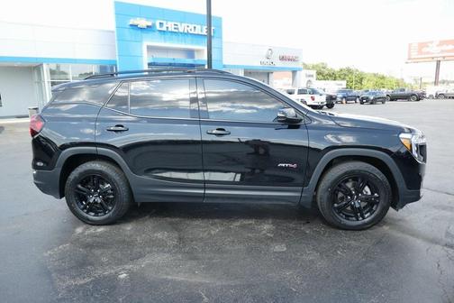2022 GMC Terrain AT4