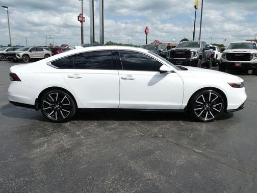 Platinum White Pearl 2025 Honda Accord Hybrid Touring