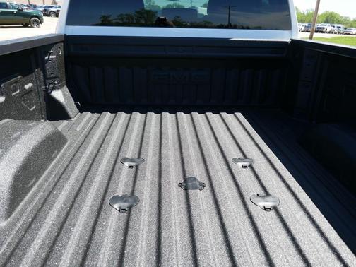 Summit White 2026 GMC Sierra 2500 SLE