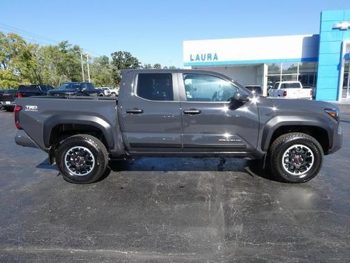 2024 Toyota Tacoma TRD Off Road