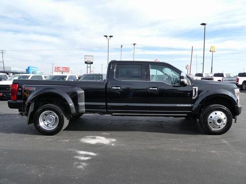 2022 Ford F-450 Platinum