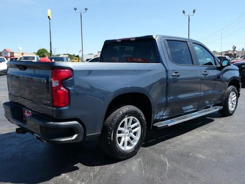 Shadow Gray Metallic 2021 Chevrolet Silverado 1500 RST