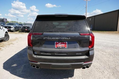 2025 GMC Yukon Denali Ultimate