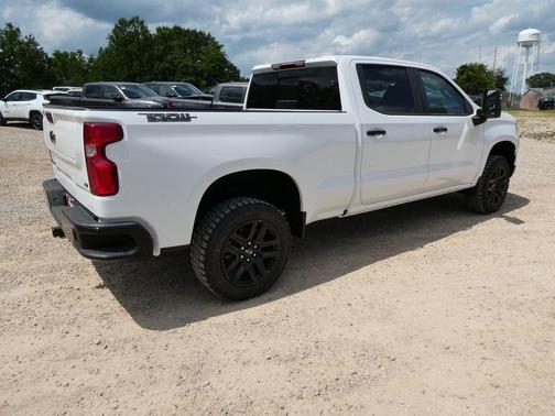 Summit White 2026 Chevrolet Silverado 1500 LT Trail Boss