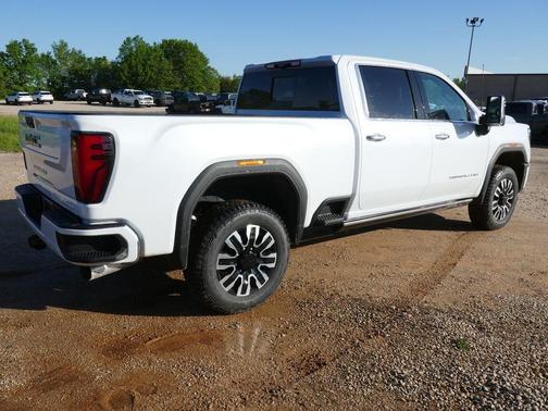 Glacier White 2026 GMC Sierra 2500 Denali Ultimate
