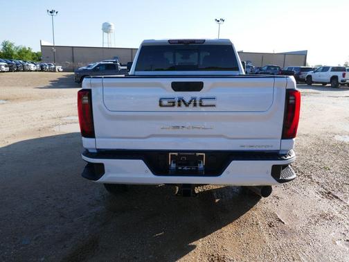 Glacier White 2026 GMC Sierra 2500 Denali Ultimate