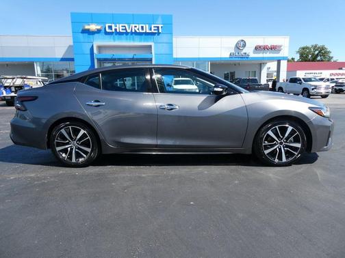Gun Metallic 2021 Nissan Maxima SV