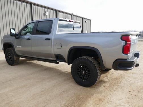 2026 Chevrolet Silverado 2500 ZR2