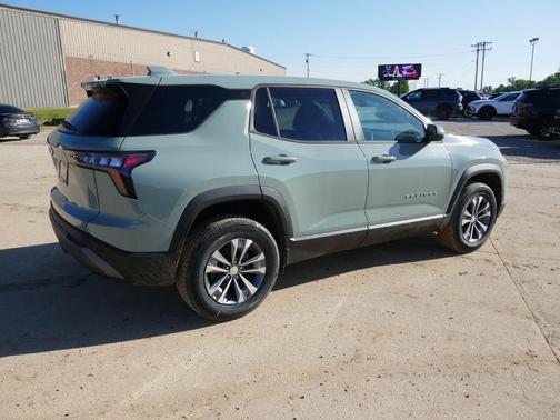 Green 2026 Chevrolet Equinox LT
