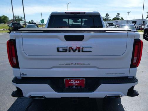 White Frost Tri-Coat 2024 GMC Sierra 1500 Denali Ultimate