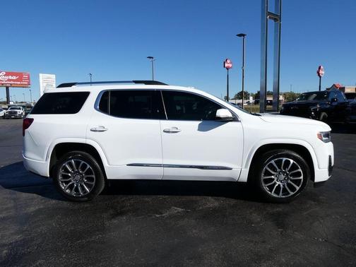 2021 GMC Acadia Denali