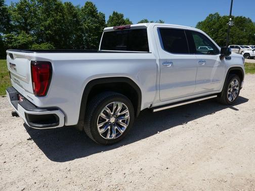 Glacier White 2026 GMC Sierra 1500 Denali