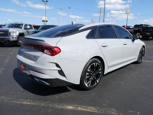 2024 Kia K5 GT-Line