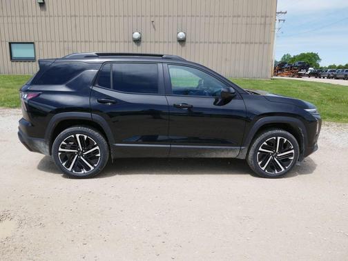 Mosaic Black Metallic 2026 Chevrolet Equinox RS