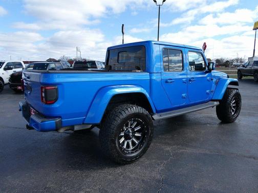 2022 Jeep Gladiator Overland