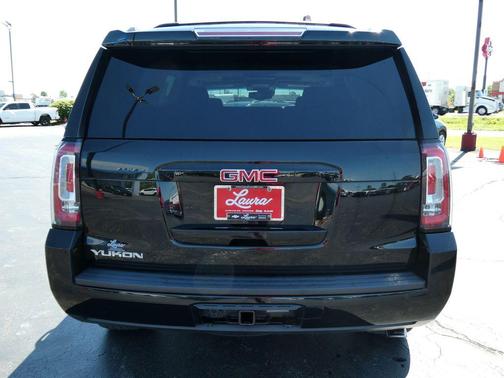 Onyx Black 2017 GMC Yukon SLT