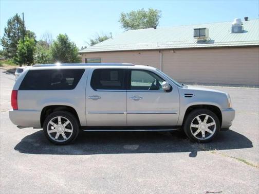 2008 Cadillac Escalade ESV Standard