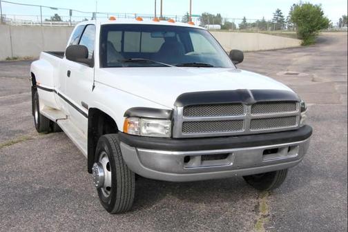 Bright White Clear Coat 1999 Dodge Ram 3500 Quad Cab DRW