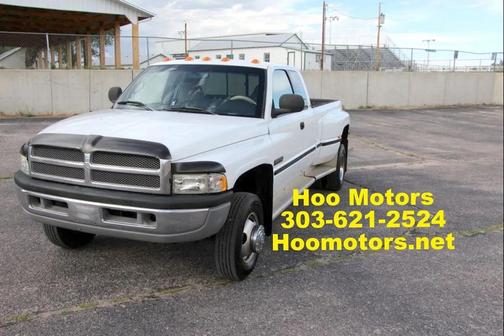 Bright White Clear Coat 1999 Dodge Ram 3500 Quad Cab DRW