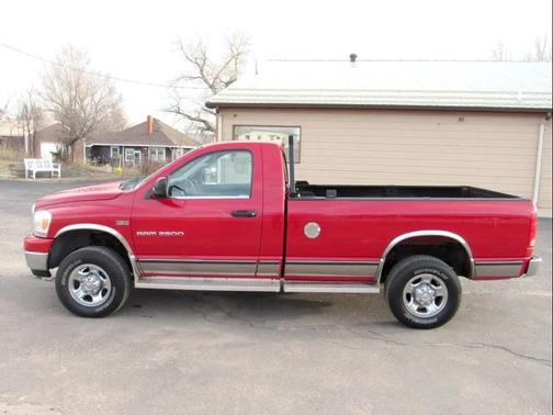 2006 Dodge Ram 2500 SLT/TRX