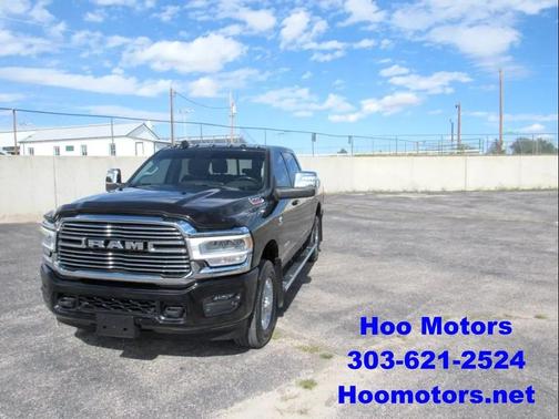 2023 RAM 2500 Laramie Crew Cab 4x4 6'4' Box